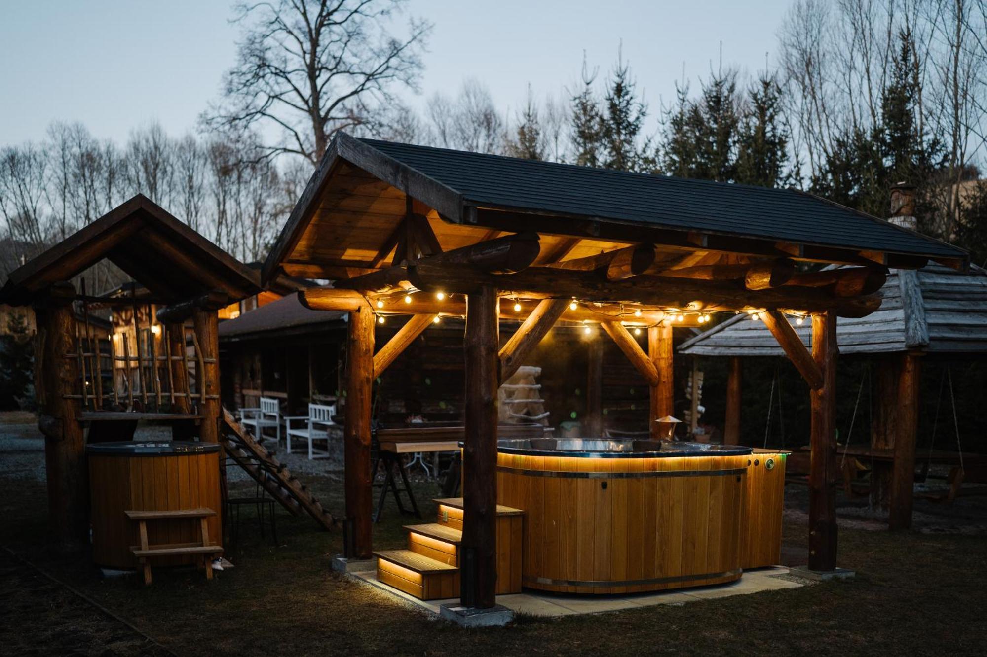 Gazdovsky Dvor S Mini Wellness * Bešeňová