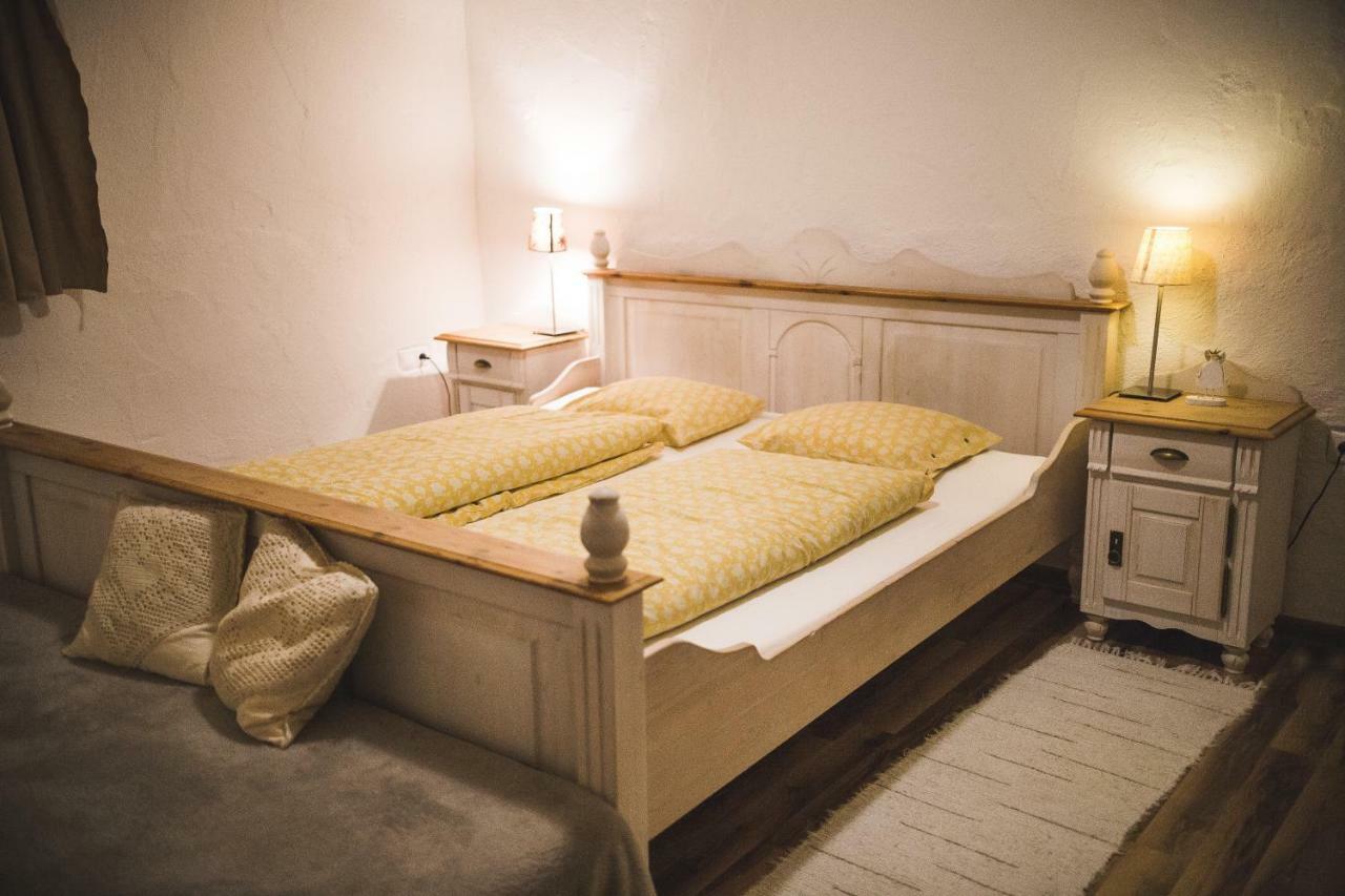 Gasthof Gazdovsky Dvor S Mini Wellness Bešeňová